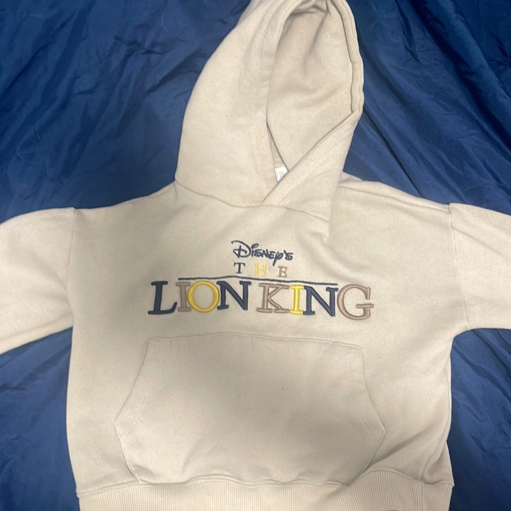 Zara Lion King sweatshirt